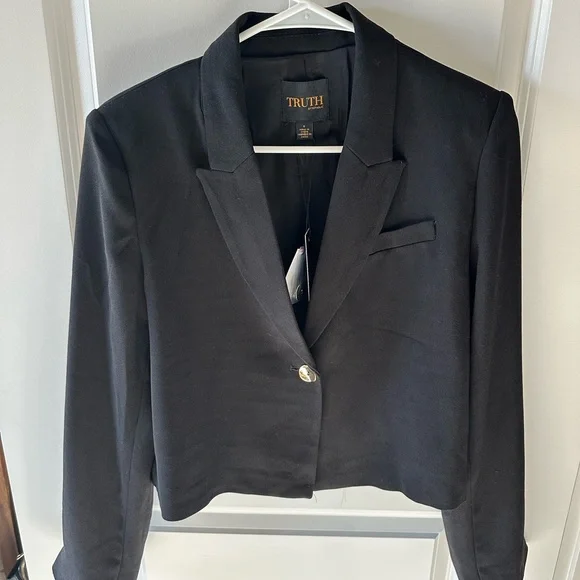 Truth by Republic Black Cropped Blazer with Gold Button - NWT but Minor Flaw - Picture 3 of 13